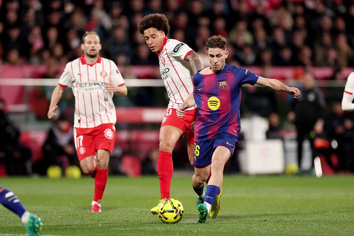 巴萨新星费尔明逆袭成中前场核心 数据碾压奥尔