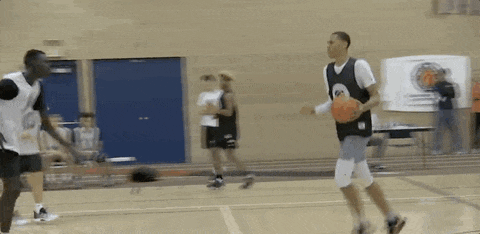 宁波男篮裁掉贝兹利：从天才到争议外援的陨落