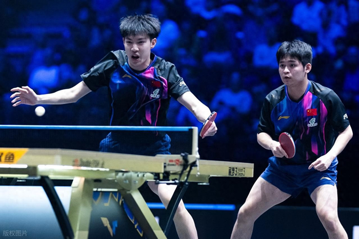 林诗栋复出首秀告捷 石洵瑶组合晋级14决赛